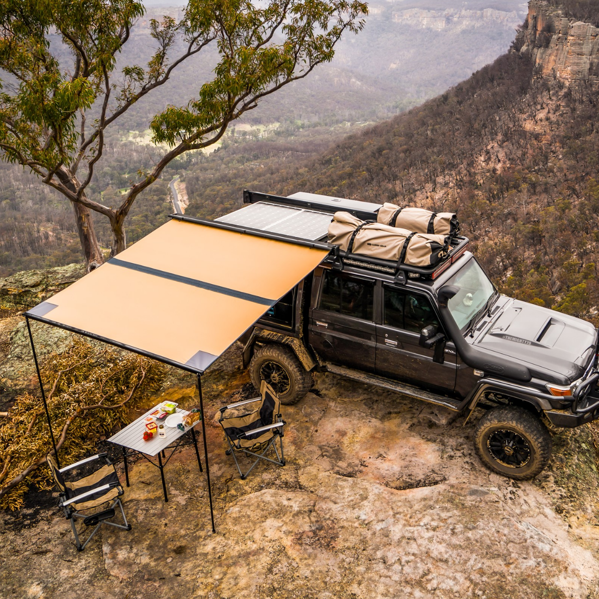 ARB 4x4 Black Aluminium Awning & LED Light Kit